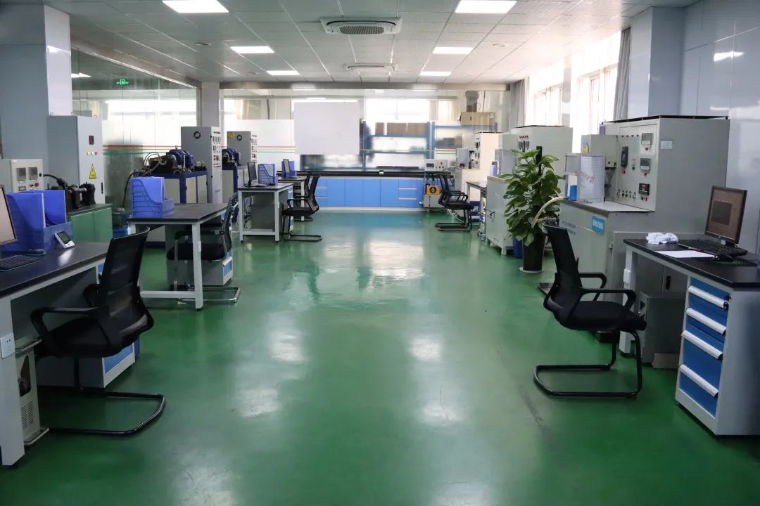 午夜精品人妻无码一区二区三区