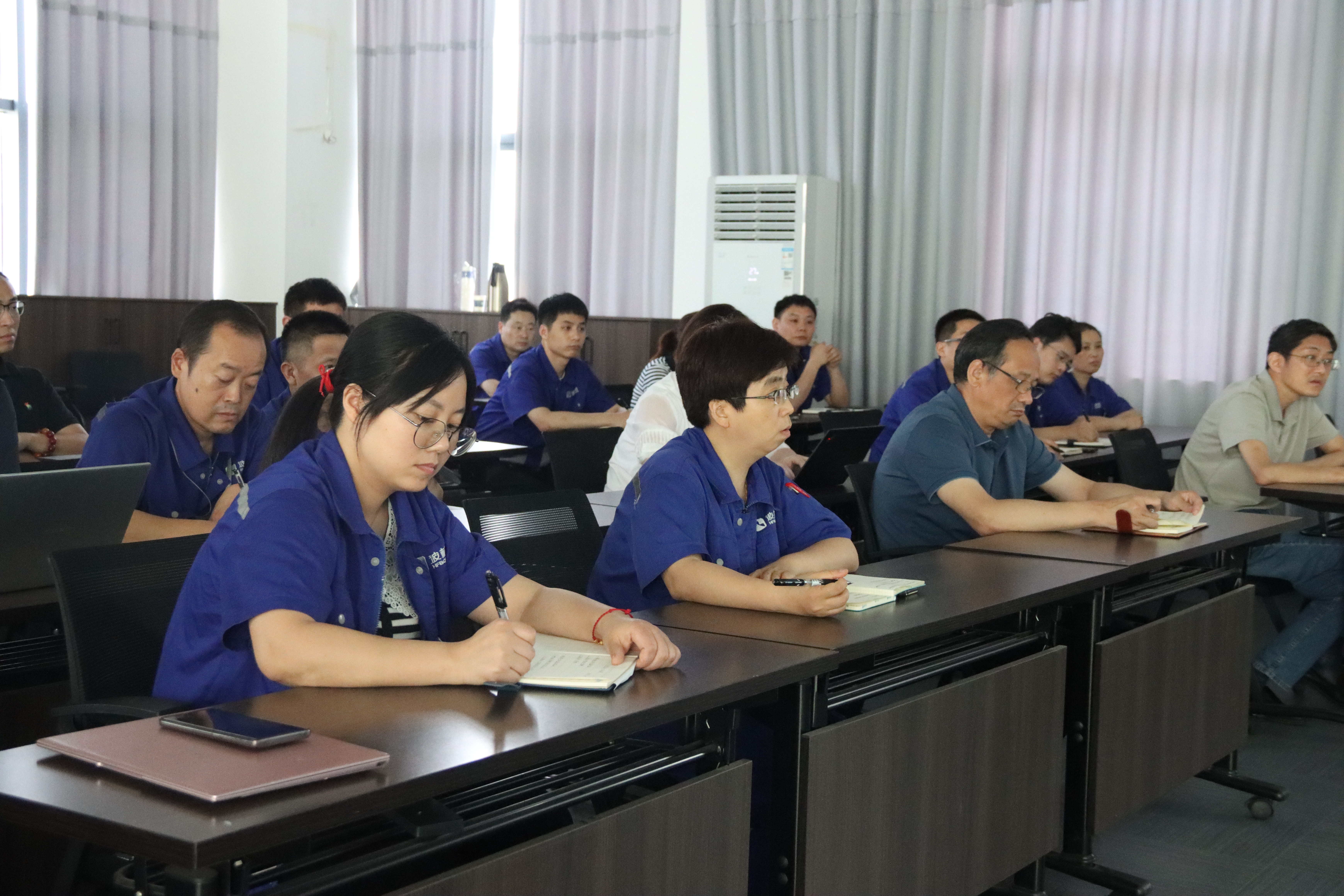 午夜精品人妻无码一区二区三区