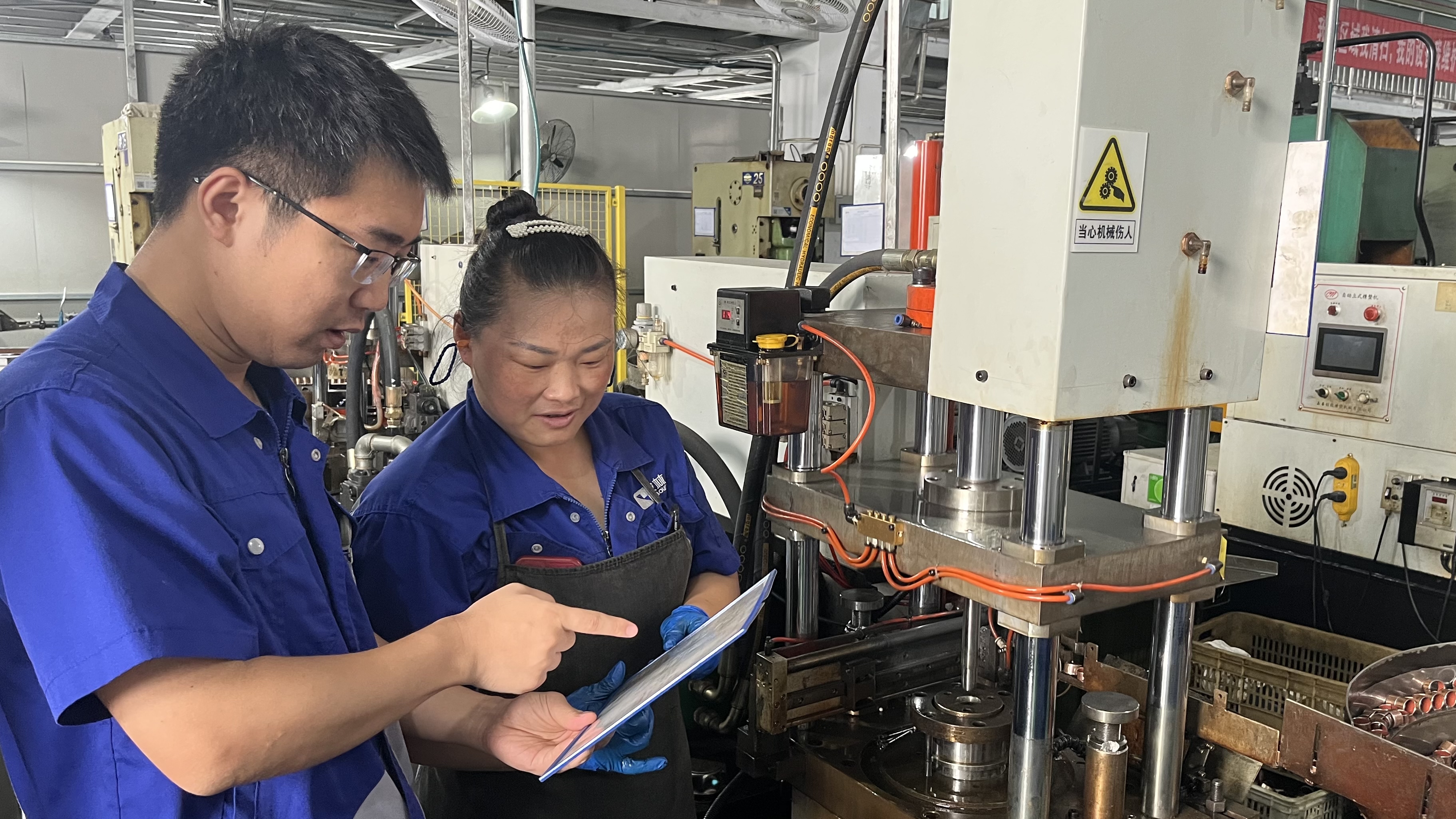 午夜精品人妻无码一区二区三区