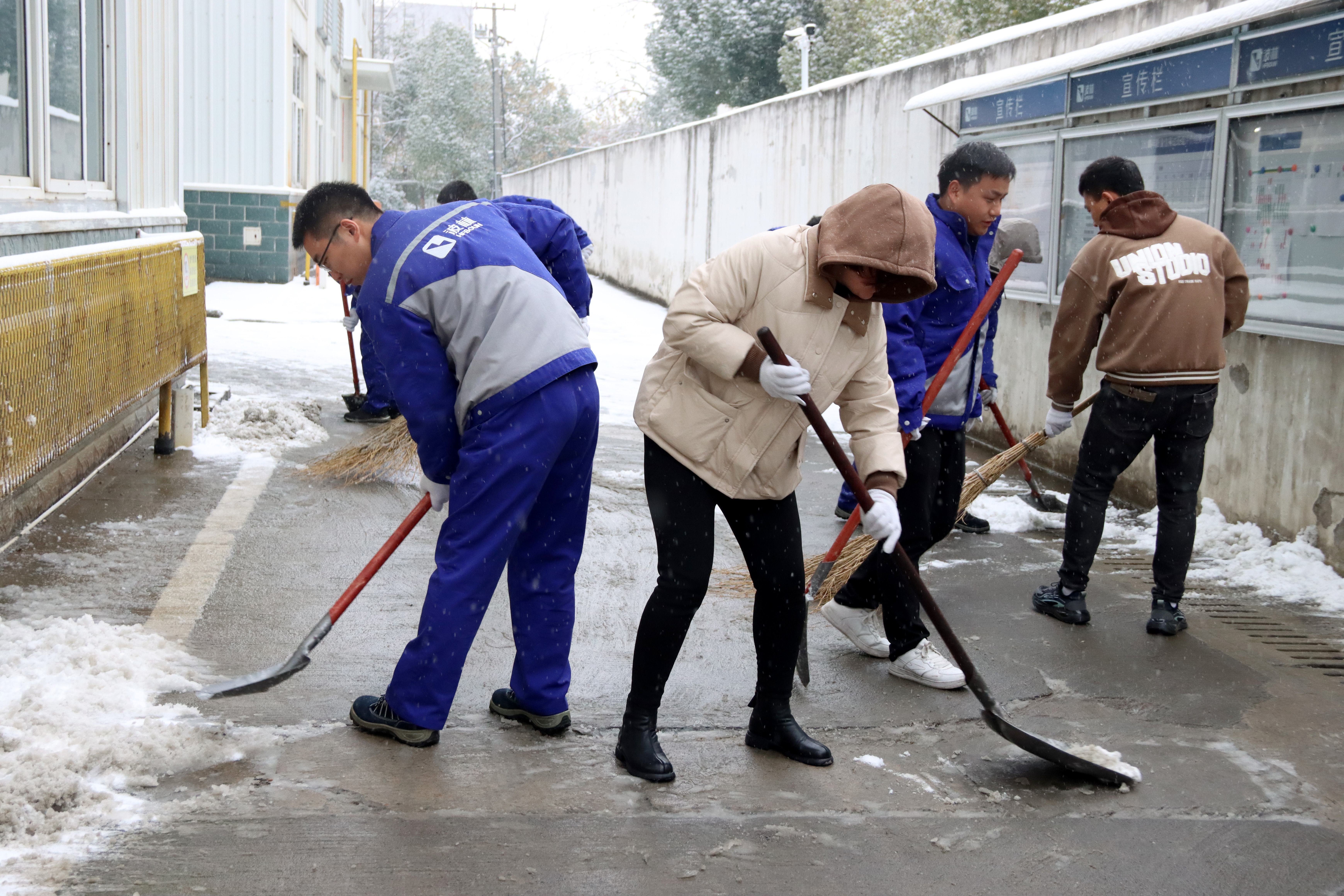 午夜精品人妻无码一区二区三区